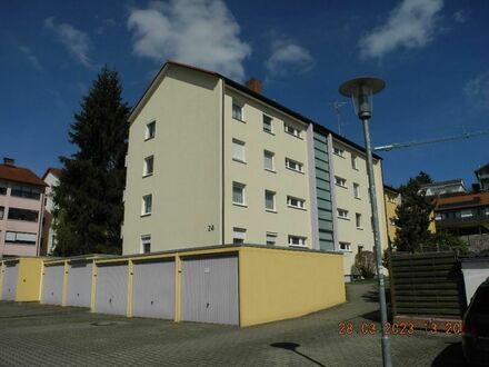 ! Meersburg ! Schöne und sonnige 3-Zimmer-Wohnung mit großem Balkon in See-Nähe.