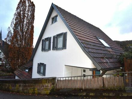 **Attraktives Angebot direkt in Calw**Einfamilienhaus mit Terrasse und Garage**