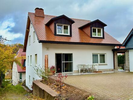 Neuwertiges 1-2Familienhaus im Kulturviertel von Ilmenau!