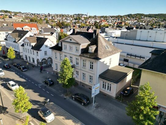 Stilvolles Wohn- und Geschäftshaus in bester Innenstadtlage von Alt-Arnsberg