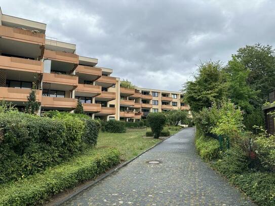 Moderne Drei-Zimmer-Wohnung mit Terrasse