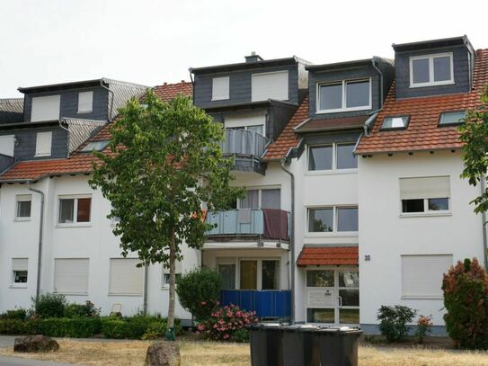 3,5 Zimmer Obergeschosswohnung mit Balkon in Ruchheim