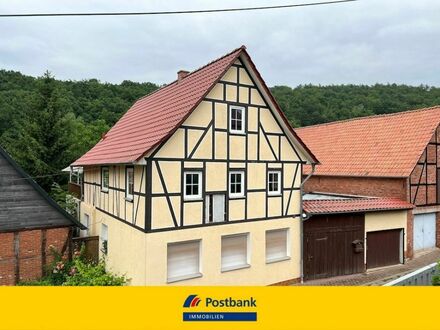 Einfamilienhaus mit Nebengebäuden (aus Bankenverwertung)