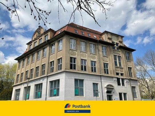 Büro- und Geschäftshaus in Plauen mit großem Grundstück