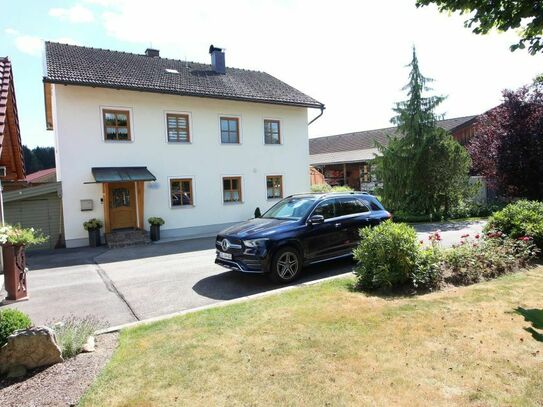 Top gepflegtes Einfamilienhaus in Zwiesel / Bay. Wald