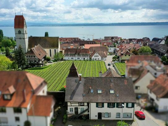 Attraktives Mehrfamilienhaus in Hagnau am Bodensee, mit unverbaubarer See- und Bergsicht