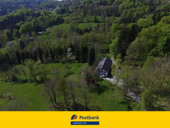 Wohnen in idyllischer Alleinlage! Landhaus mit ca. 3,7 ha Grundstück im Gemeindeber. Schöllnach