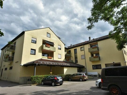 2-Zimmer-Wohnung inkl. Tiefgaragen-SP & großzügigen Schnitt in Rosenheim