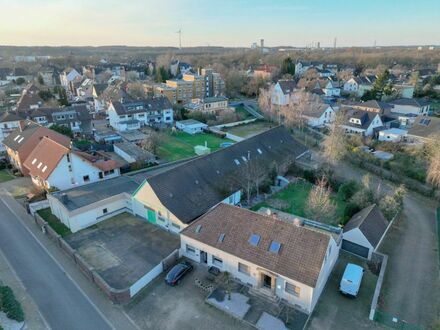 Halle mit 2-Familienhaus in verkehrsgünstiger Lage Grundstück ca. 3.868 m², Halle ca. 840 m²