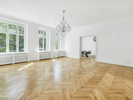 ELEGANTE STUCKALTBAU-WOHNUNG 
IN BESTER WESTBERLINER LAGE