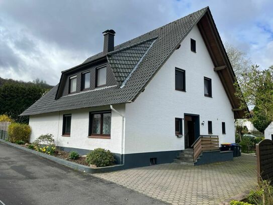 Attraktives Zweifamilienhaus in guter Lage von Lübbecke - Eilhausen