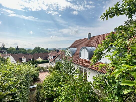 Architektenhaus mit 3 Wohnungen und Aufzug in der Kulmbacher Innenstadt
360 Grad Rundgang
https://tour.ogulo.com/9lMt