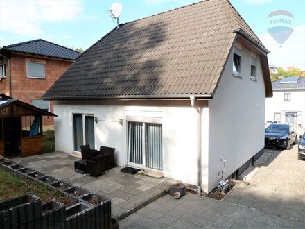 Remax! Schönes EInfamilienhaus in toller Lage von Idar Oberstein zu verkaufen !