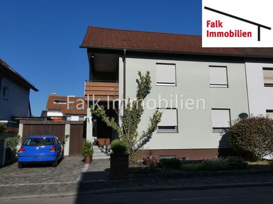 ***Zeitloser Charme! 2-Familienhaus mit Garage und großem Garten in Brühl***