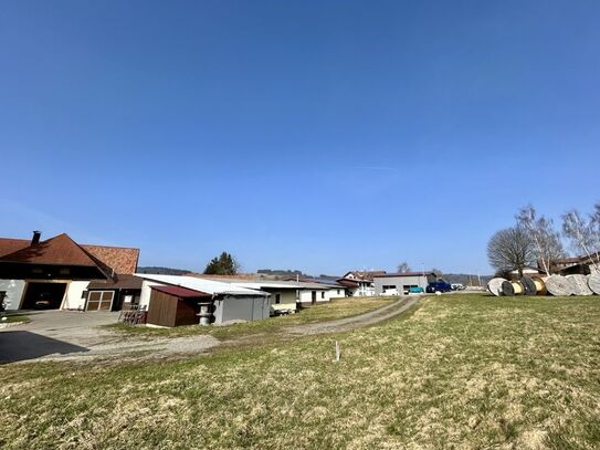 Werkstattgebäude und Garagen auf ca. 1.101 m² Grundstück in guter Lage von Rickenbach