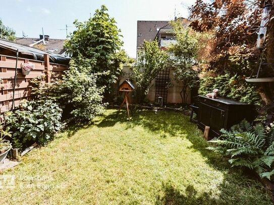 Reihenmittelhaus mit Garage in Porz-Wahnheide