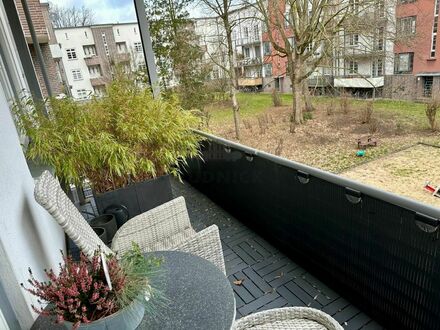 RUDNICK bietet KLEIN ABER FEIN: Zentral gelegene 2-Zimmer-Wohnung mit schönem Balkon