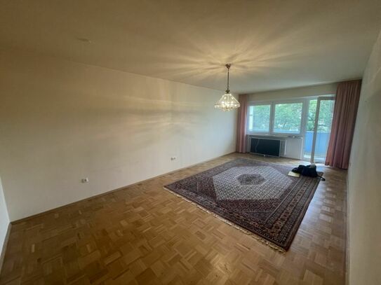 Tolle lichtdurchflutete 2-Zimmer-Eigentums-Wohnung mit Südbalkon mit Blick - zum leistbaren Preis !!