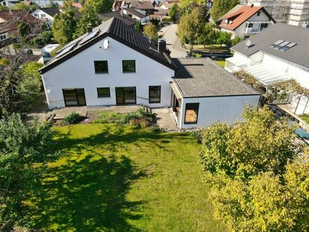Gepflegtes Architektenhaus mit großem Grundstück in Mochenwangen