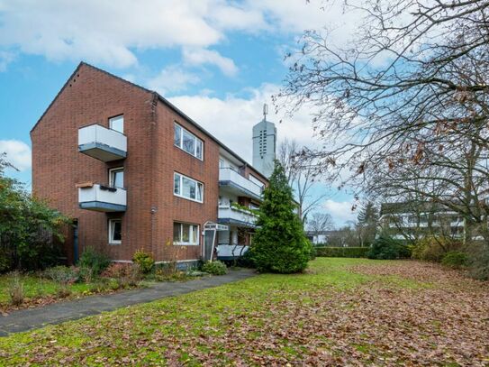 potentialreiche, gut geschnittene 4- Zimmer Wohnung in schöner Wohnlage in Urdenbach