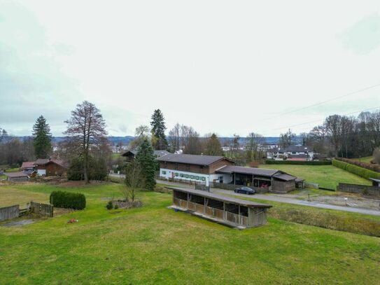 Optimal für Pferdeliebhaber:
Idyllisches Anwesen mit vielfältigem Potential
- vor den Toren Münchens