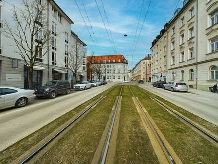 Im Herzen von Haidhausen:
Ruhige, schicke 3-Zimmer-Wohnung mit großer West-Loggia
- Modernisiert