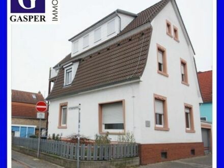 Freistehendes 2-Familienhaus