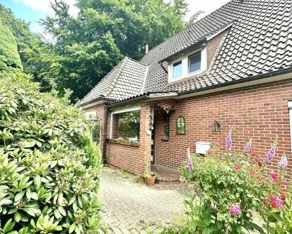 Großes Traumhaus mit Seeblick, Wintergarten und Kamin in Lamstedt.