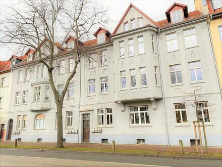 Komplettpaket! - Attraktive 2-Raum-Wohnung mit Einbauküche und Balkon in Quedlinburg