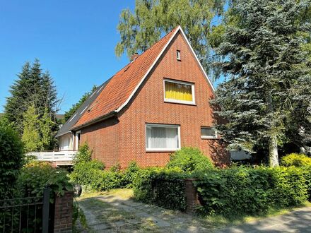 Rahlstedt: einfaches Einfamilienhaus im Verbund - für Handwerker