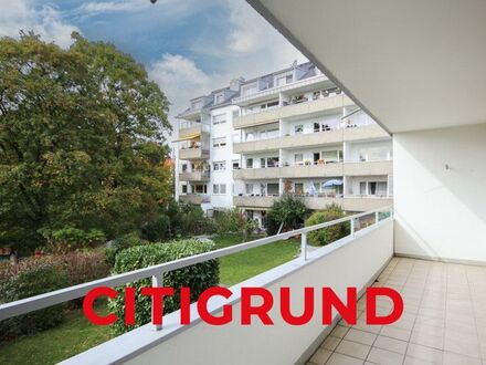 Nahe Westpark - Ruhige 2-Zimmer Wohnung mit sonnigem Balkon und Modernisierungspotential