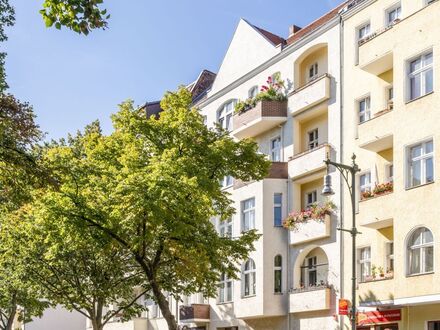 Ohne Sperrfrist: vermietetes City-Apartment im gepflegten Altbau