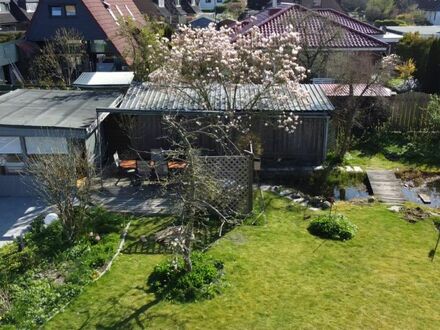 Großzügige Doppelhaushälfte inkl. separatem Bungalow