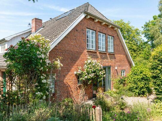 "Alte Schule" - modernes Wohnen im historischen Ambiente