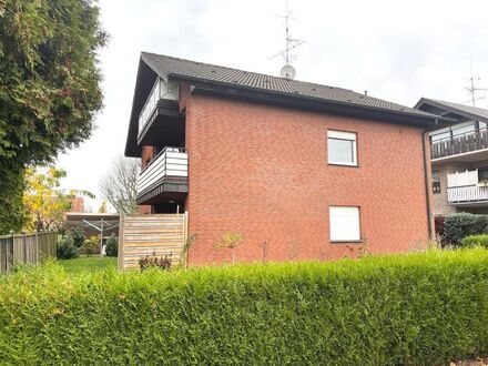 Teilrenoviertes Mehrfamilienhaus mit Doppelgarage und Garten in Velen-Ramsdorf!
