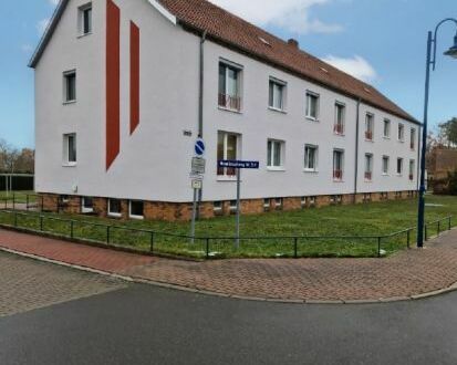 Vermietete 3- Zimmer Wohnung in gepflegtem Mehrfamilienhaus in Röderaue