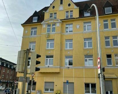 Große Erdgeschosswohnung in Dortmund zu verkaufen.