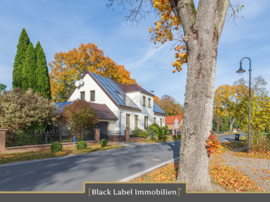 Einfamilienhaus (187 m²) mit Wintergarten und Schwimmteich in Kienbaum