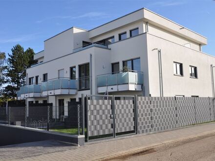 Erstbezug: Exklusive 2-Zimmer-Wohnung mit Balkon in gehobenem Wohnumfeld!