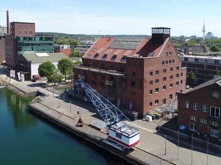 Exklusive Bürofläche mit Balkon und Blick auf den Innenhafen!!!