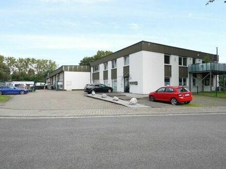 Vielseitige Produktions-/Lagerhalle mit ansprechendem Büro in Kamp-Lintfort Süd nahe der Autobahn