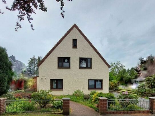 2 Familienhaus in ruhiger Seitenstraße von Hipstedt sucht neue Besitzer - EG Wohnung freiwerdend