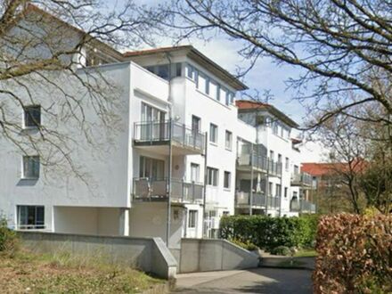 Helle und gepflegte 4-Zimmer Wohnung mit Tiefgaragenstellplatz