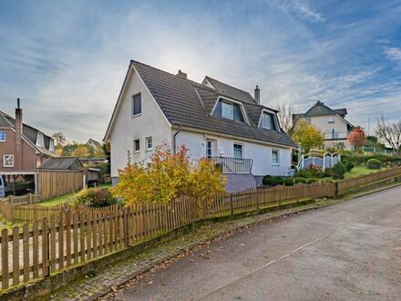 Vermietetes Zweifamilienhaus in ruhiger Lage von Klamp