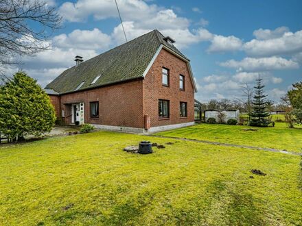 Resthof mit Hauskoppel vor den Toren Hamburgs