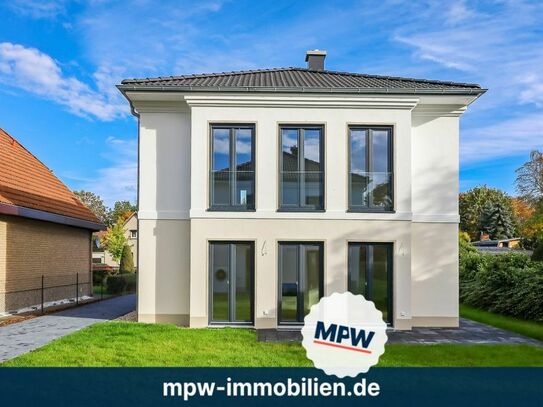 Exquisite Villa in Berlin Adlershof: Ein luxuriöses Refugium