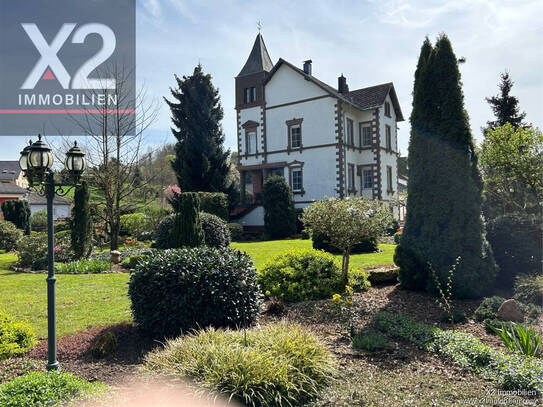 Kleine Villa mit Einliegerwohnung und prachtvollen Grundstück - Mürlenbach (Preis auf Anfrage)