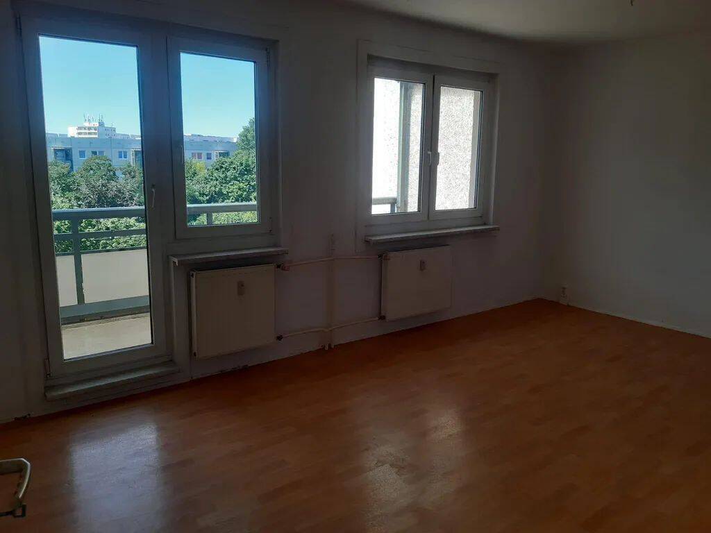 Ruhig gelegene 4-Raum-Wohnung in Berlin-Marzahn - Photo 1