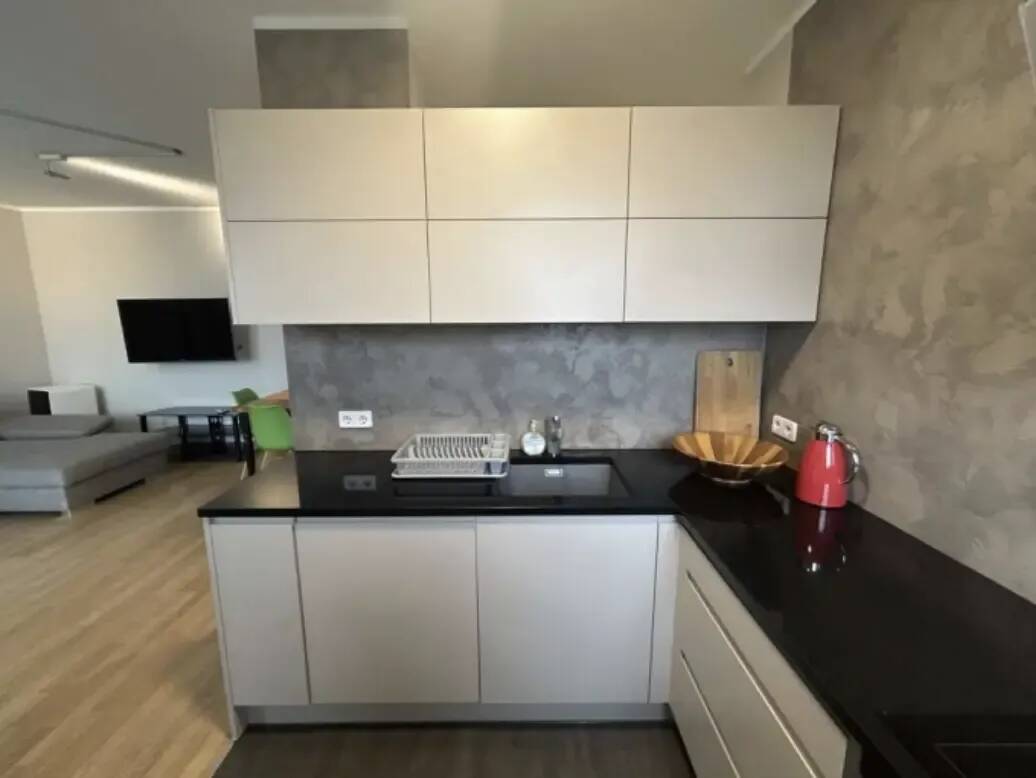 Sehr komfortable möblierte 2-Zimmer Wohnung mit Balkon - Foto 1