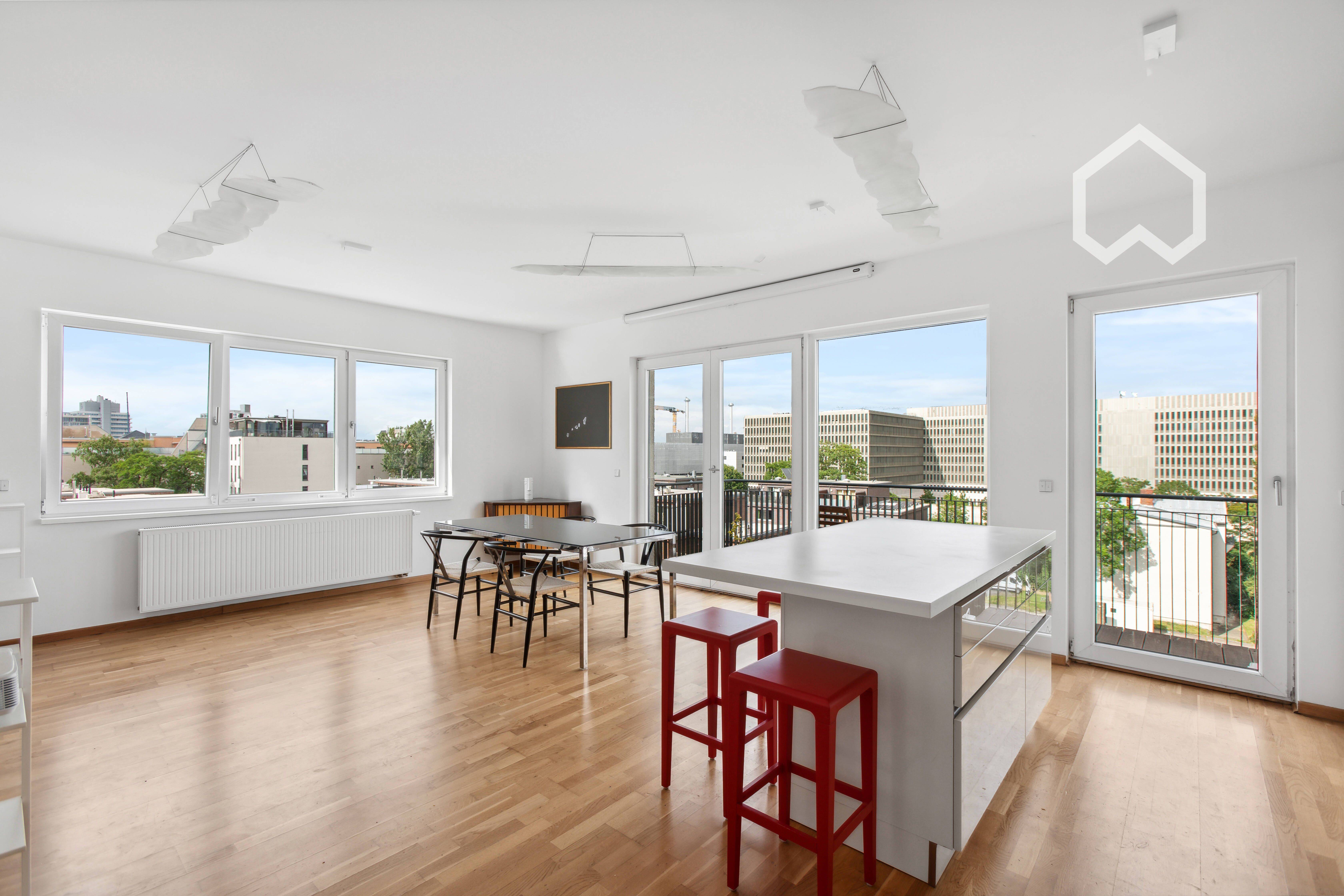 Moderne Wohnung in Berlin Mitte mit Tiefgarage - Foto 1